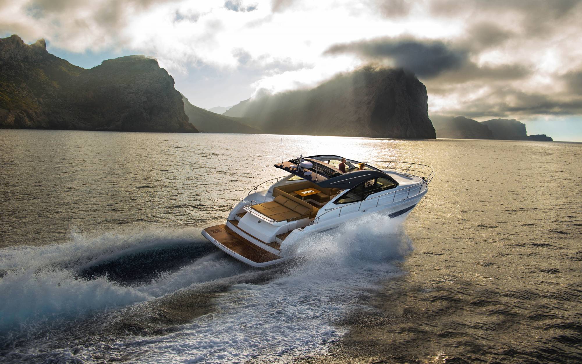 Faire du bateau entre amis